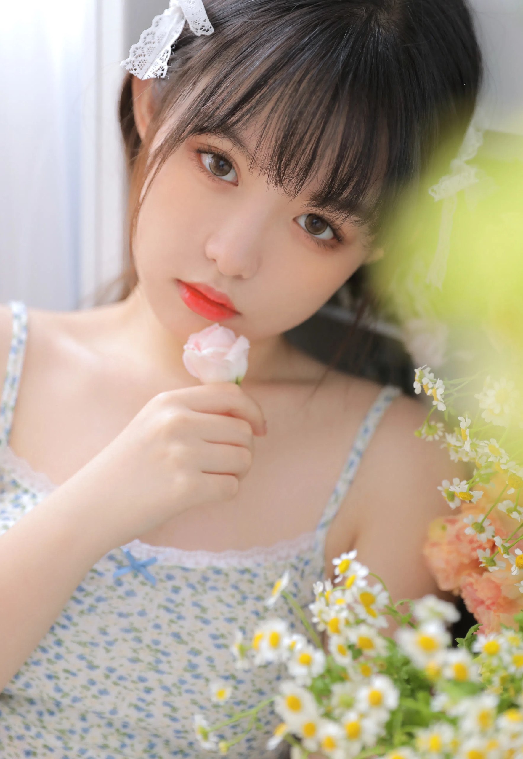 他摸着我的两个奶我下面好湿,欧美日韩国产一区二区三区综合视频在线看,妺妺扒开腿让我爽了一夜小说,一级片在线播放